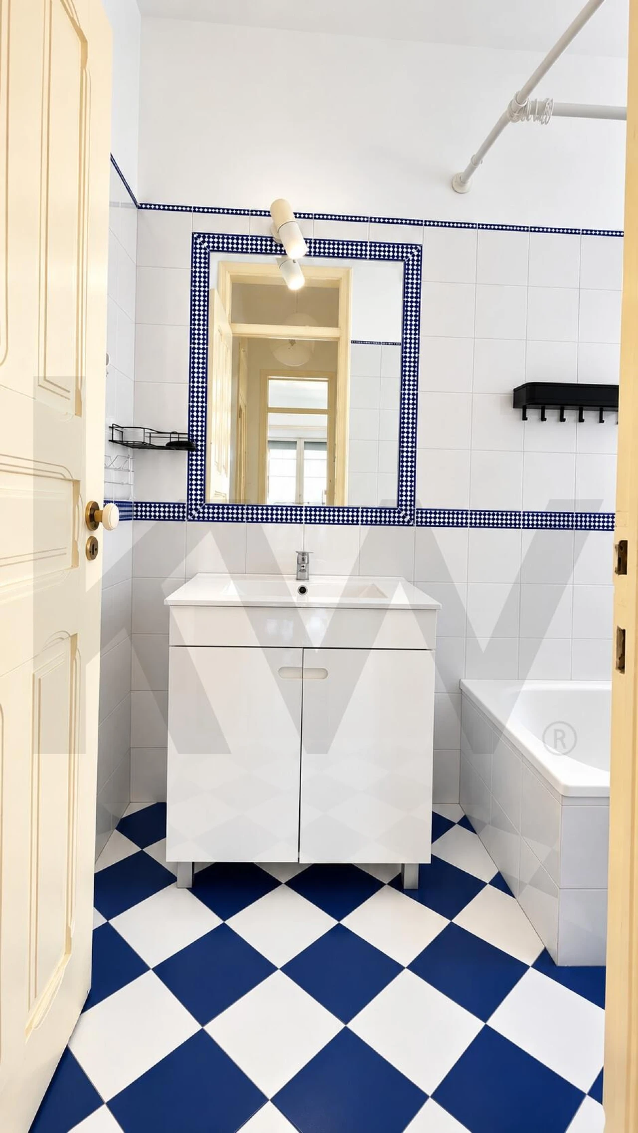 Apartamento T1 para Arrendamento em Beato Foto 13