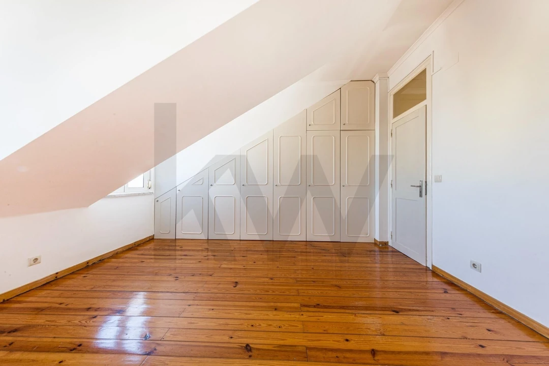 Apartamento T2 para Venda em Areeiro Foto 20