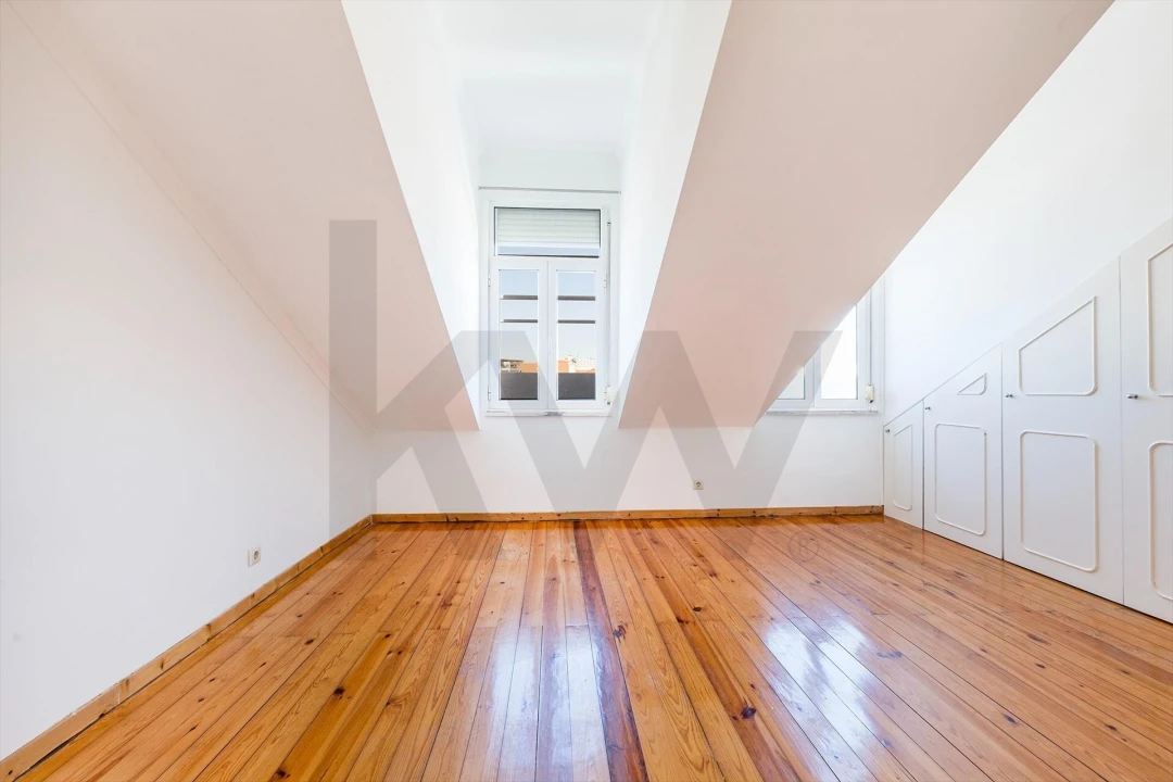 Apartamento T2 para Venda em Areeiro Foto 19