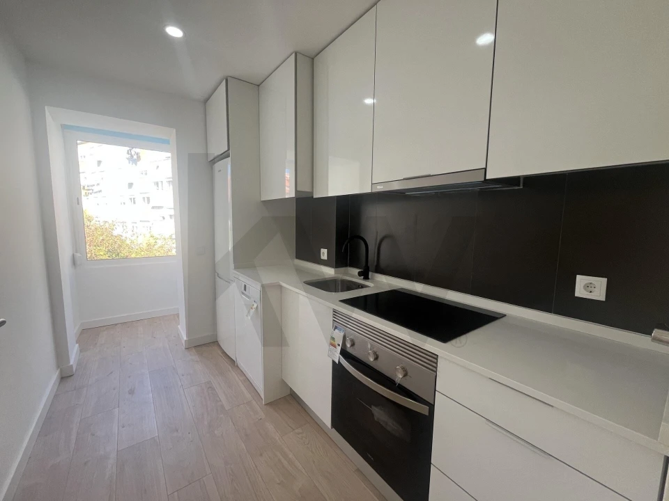 Apartamento T3 para Venda em Mina de Água Foto 6