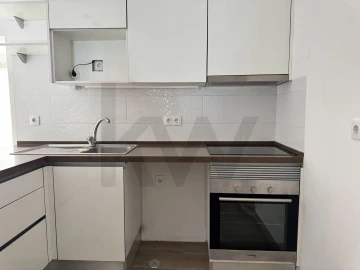 Apartamento T1 para Arrendamento em Seixal, Arrentela e Aldeia de Paio Pires