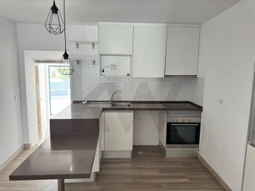 Apartamento T1 para Arrendamento em Seixal, Arrentela e Aldeia de Paio Pires