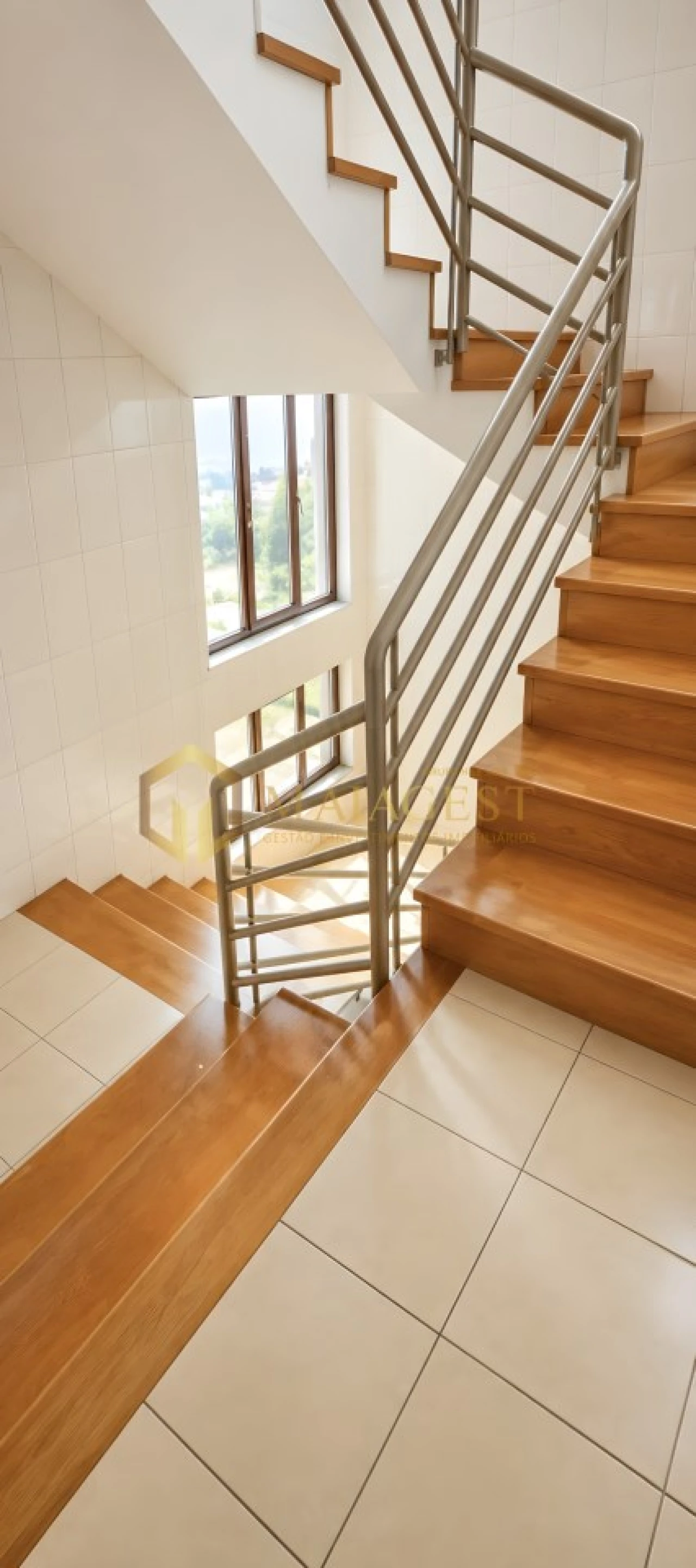 Apartamento T1 para Venda em Arcozelo Foto 29