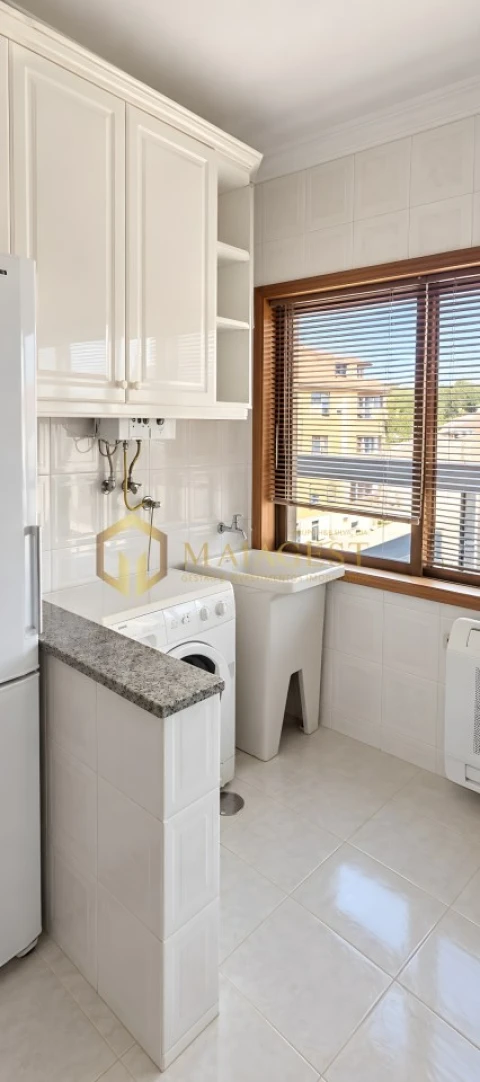 Apartamento T1 para Venda em Arcozelo