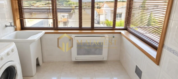 Apartamento T1 para Venda em Arcozelo