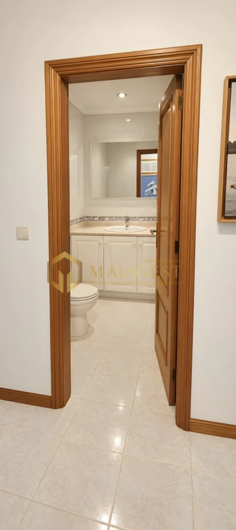 Apartamento T1 para Venda em Arcozelo