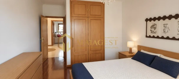 Apartamento T1 para Venda em Arcozelo