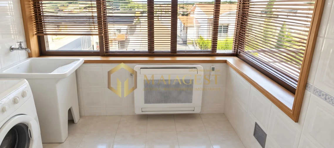 Apartamento T1 para Venda em Arcozelo Foto 16