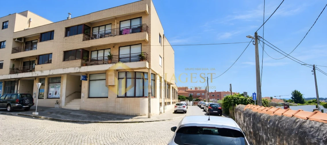 Apartamento T1 para Venda em Arcozelo Foto 33