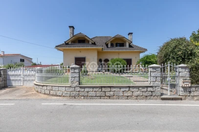 Moradia T6 para Venda em Arganil