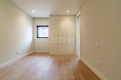 Apartamento T2 para Venda em Espinho