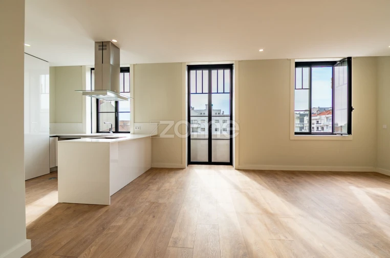 Apartamento T2 para Venda em Espinho Foto 6