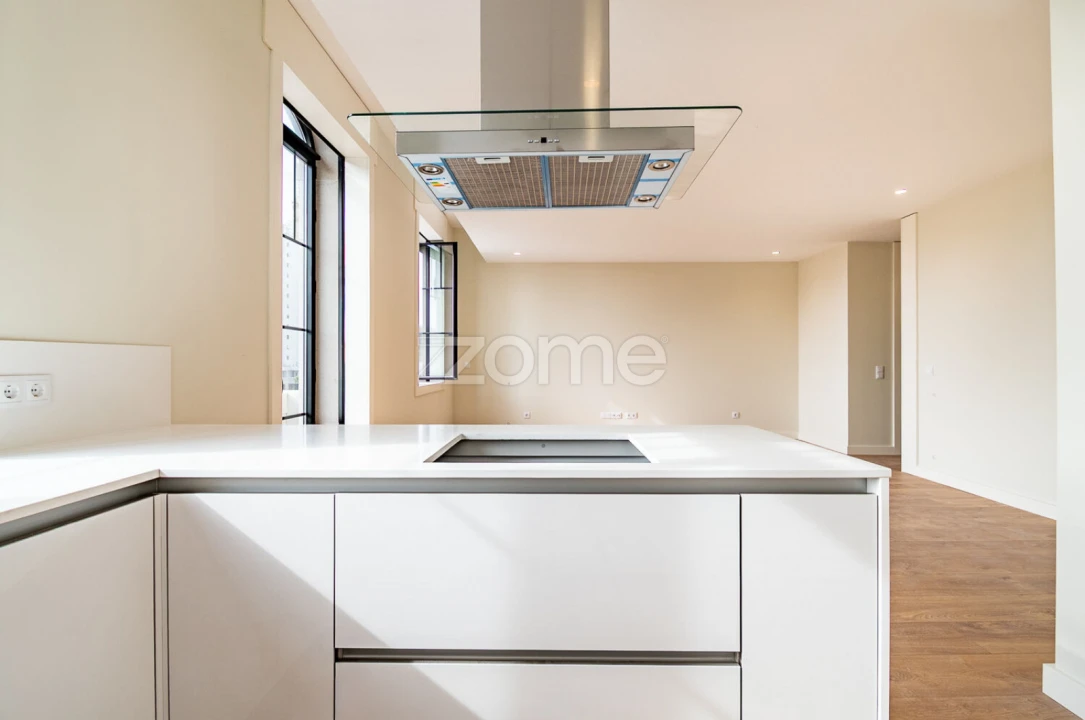Apartamento T2 para Venda em Espinho Foto 4