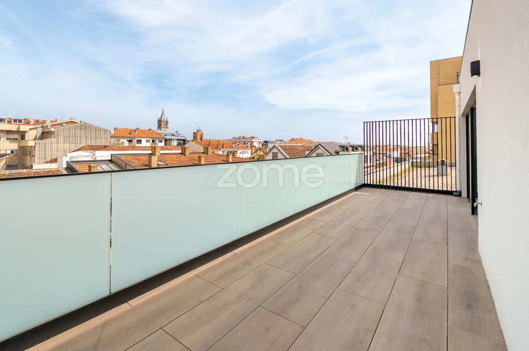 Apartamento T1 para Venda em Espinho Foto 1