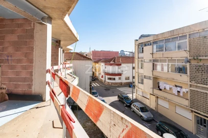 Apartamento T1 para Venda em Mafamude e Vilar do Paraíso