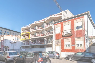Apartamento T1 para Venda em Mafamude e Vilar do Paraíso