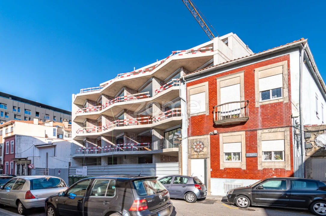 Apartamento T1 para Venda em Mafamude e Vilar do Paraíso Foto 8