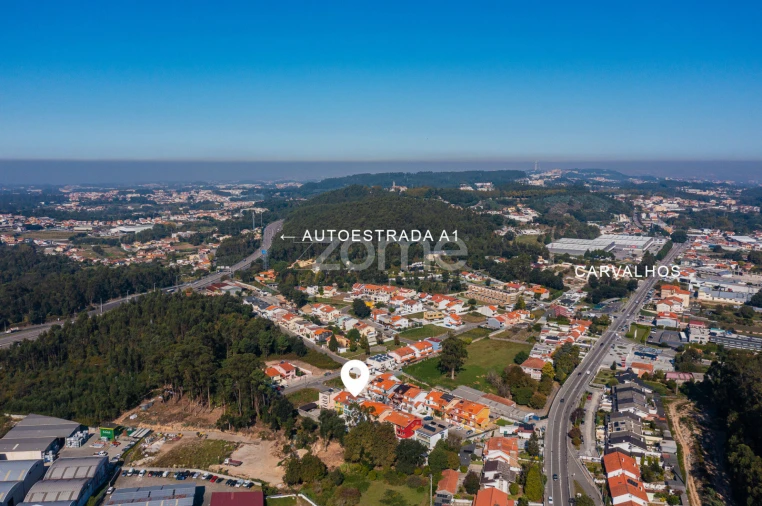 Moradia T4 para Venda em Serzedo e Perosinho Foto 2