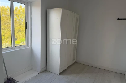 Moradia T1 para Venda em Oliveira do Douro