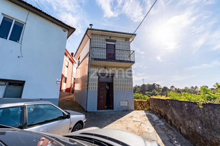 Moradia T1 para Venda em Oliveira do Douro Foto 17