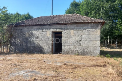 Quinta T2 para Venda em Couto de Baixo e Couto de Cima