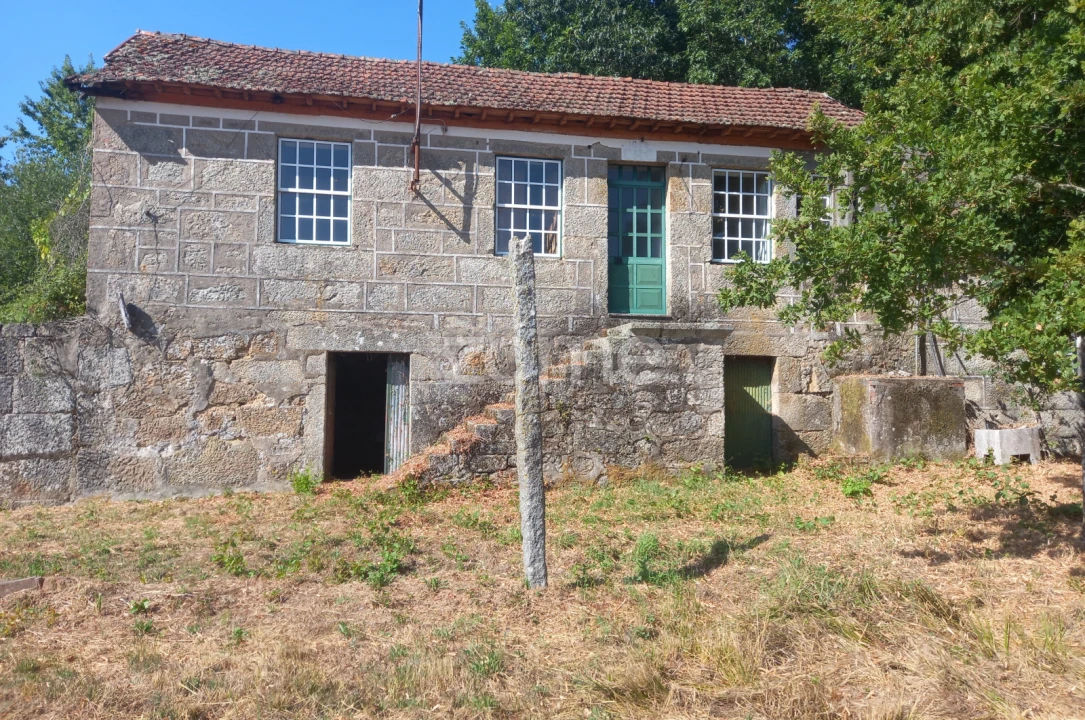 Quinta T2 para Venda em Couto de Baixo e Couto de Cima Foto 1