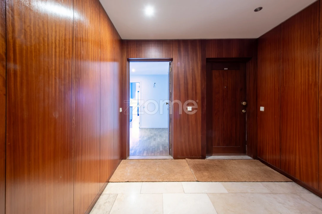 Apartamento T3 para Venda em Aldoar, Foz do Douro e Nevogilde Foto 4