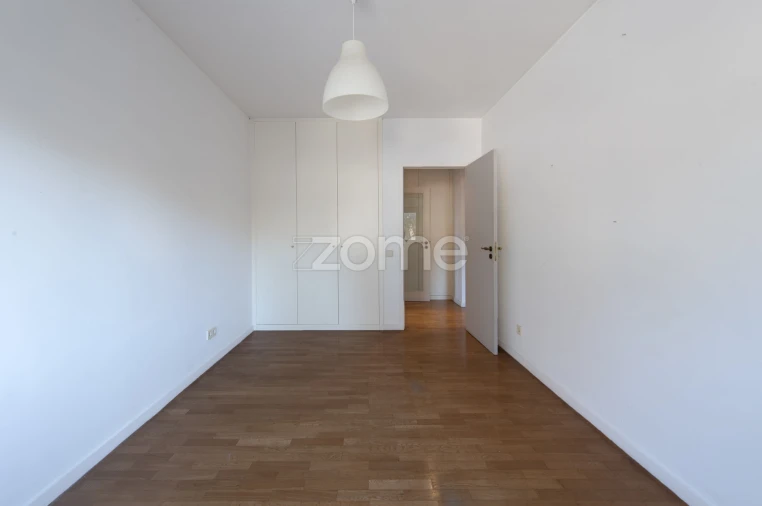 Apartamento T3 para Venda em Aldoar, Foz do Douro e Nevogilde Foto 21