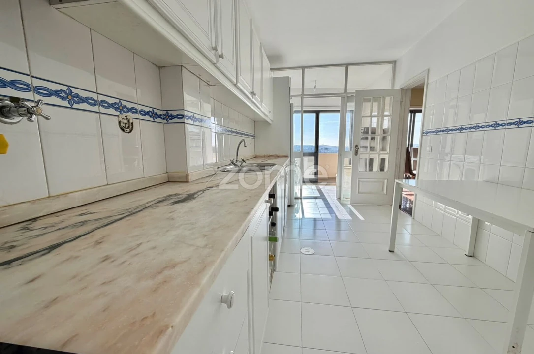 Apartamento T2 para Venda em Penafiel Foto 4