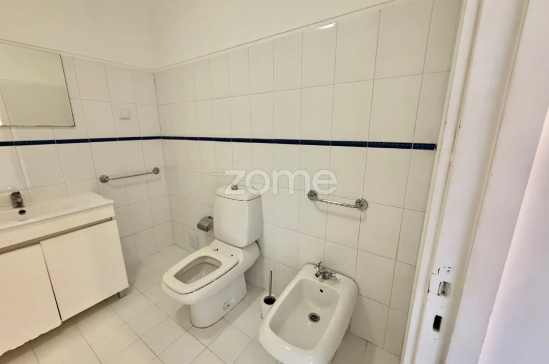 Apartamento T2 para Venda em Penafiel Foto 35