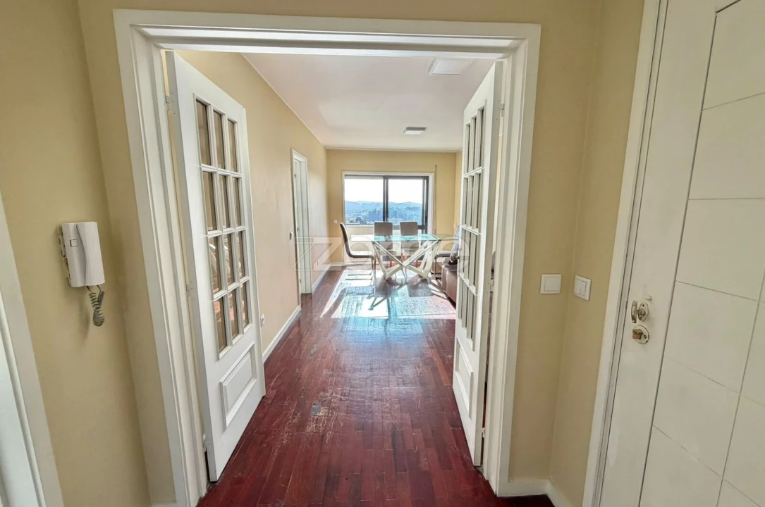 Apartamento T2 para Venda em Penafiel Foto 24