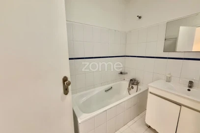 Apartamento T2 para Venda em Penafiel