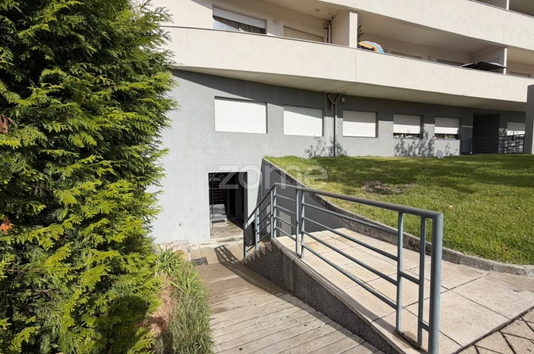 Apartamento T2 para Venda em Penafiel Foto 43