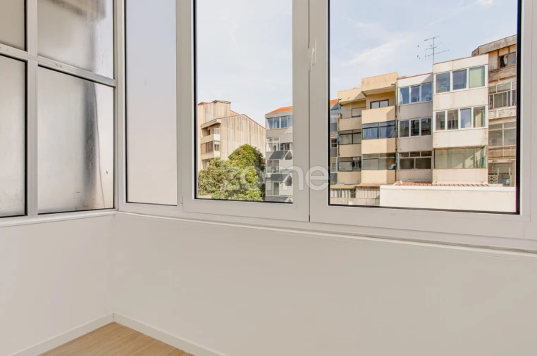 Apartamento T1 para Venda em Bonfim Foto 11