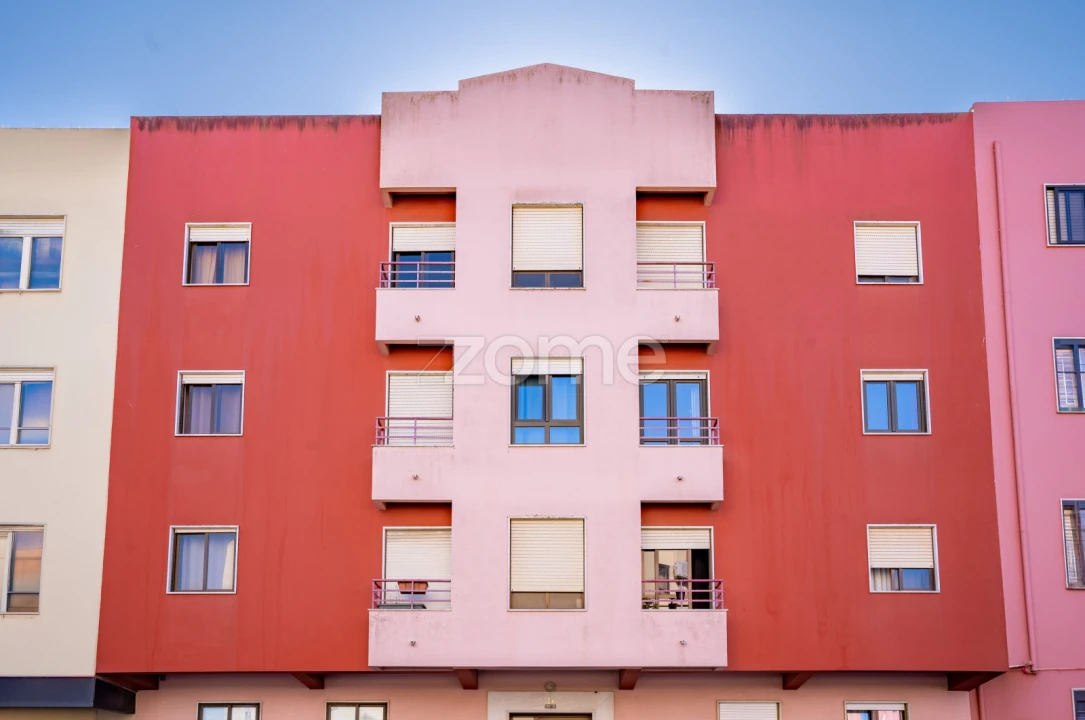 Apartamento T3 para Venda em Algueirão-Mem Martins Foto 28