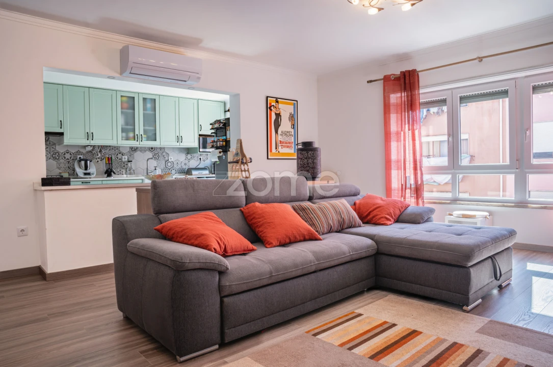 Apartamento T3 para Venda em Algueirão-Mem Martins Foto 5