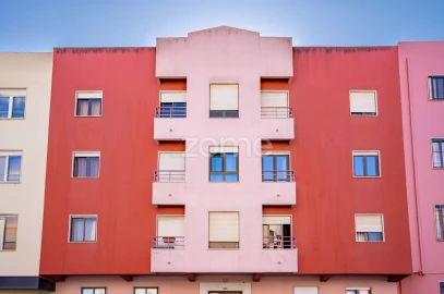 Apartamento T3 para Venda em Algueirão-Mem Martins