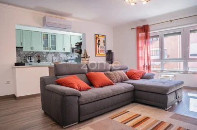 Apartamento T3 para Venda em Algueirão-Mem Martins
