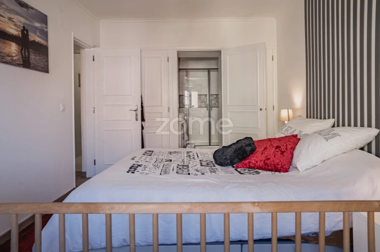 Apartamento T3 para Venda em Algueirão-Mem Martins Foto 18