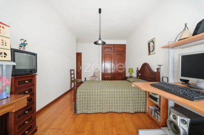 Apartamento T3 para Venda em Algueirão-Mem Martins