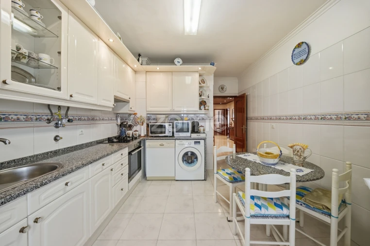 Apartamento T3 para Venda em Algueirão-Mem Martins Foto 7