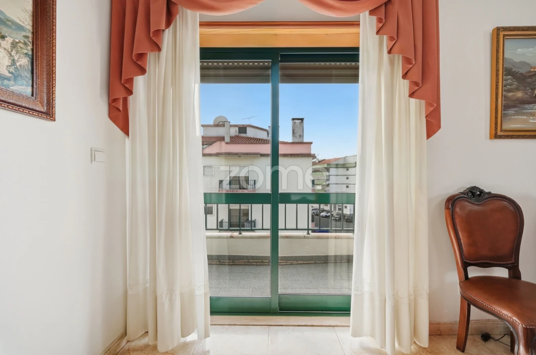 Apartamento T3 para Venda em Algueirão-Mem Martins Foto 5