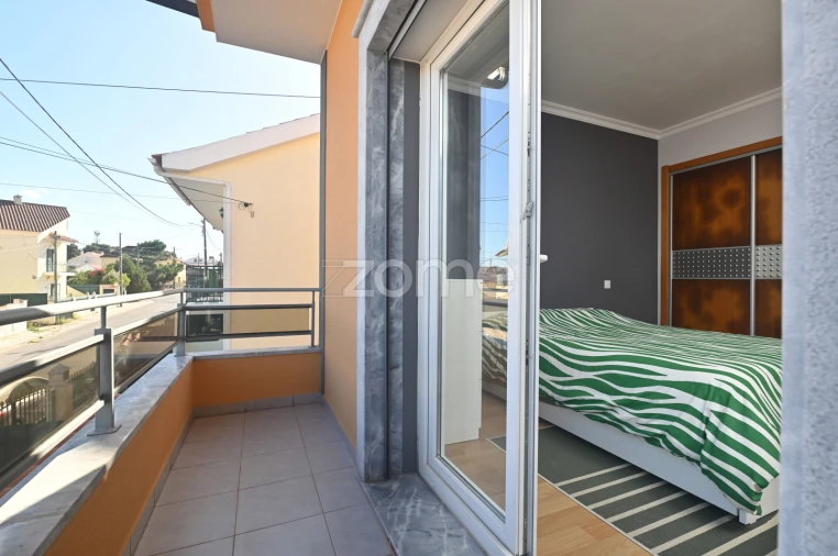 Moradia T3 para Venda em Quinta do Conde Foto 23