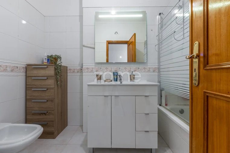 Apartamento T3 para Arrendamento em Ramada e Caneças Foto 20