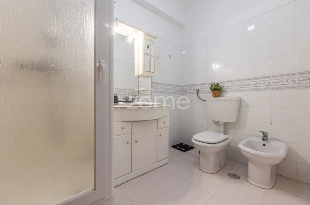 Apartamento T3 para Arrendamento em Ramada e Caneças Foto 37