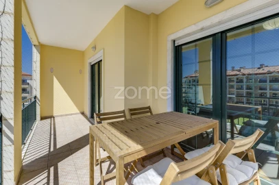 Apartamento T2 para Arrendamento em Carcavelos e Parede