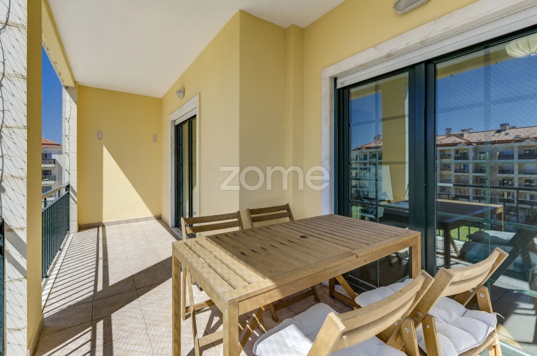 Apartamento T2 para Arrendamento em Carcavelos e Parede Foto 1
