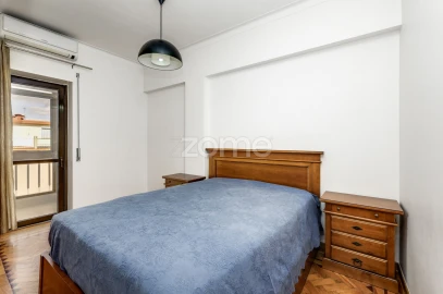 Apartamento T3 para Venda em Almada, Cova da Piedade, Pragal e Cacilhas