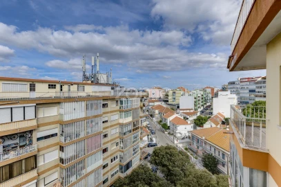 Apartamento T3 para Venda em Almada, Cova da Piedade, Pragal e Cacilhas