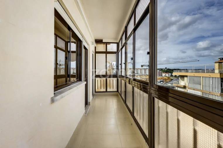 Apartamento T3 para Venda em Almada, Cova da Piedade, Pragal e Cacilhas Foto 13
